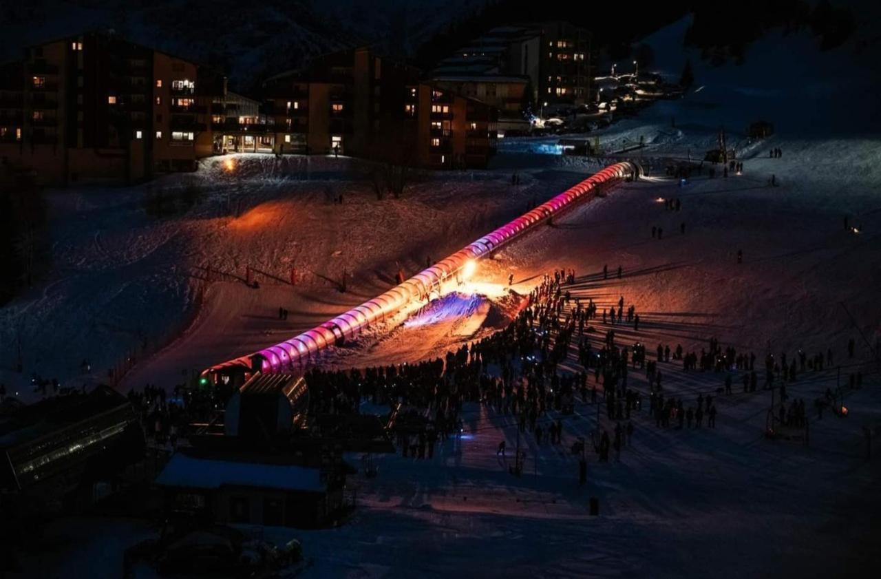 Апартаменти Auris Les Gentianes Station Alpe Huez Екстер'єр фото